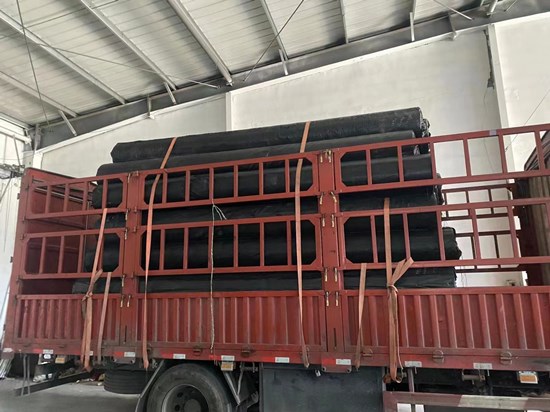 不收縮的pe防草布